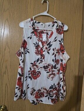 Nwt. Maurice Sleeveless Floral V-Neck Top in White and Red